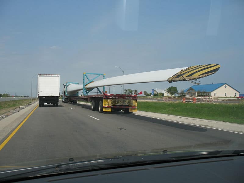 A wind turbine blade transported along I-35 near Elm Mott, an increasingly common sight in Texas